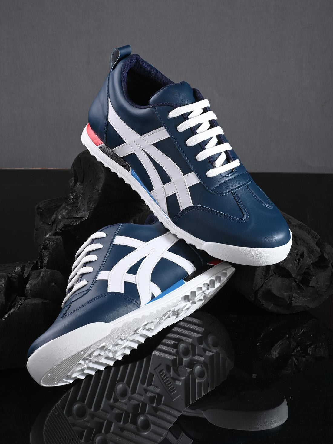 Stylish Trendy Casual Lace-up Sneakers for Men